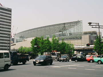 東京国際フォーラム　東側外観