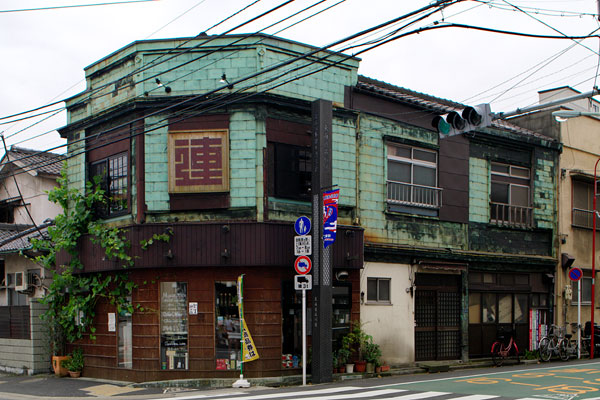 20110626-ren_facade00.jpg